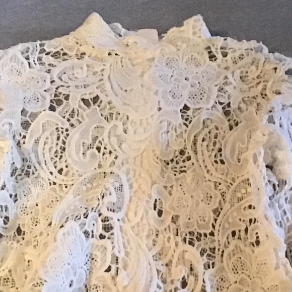 Lace top with Bell Sleeves off-white (S/M) - Picture 5 of 8